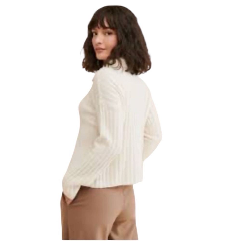 MADEWELL Elegant Ivory Turtleneck Collar ribbed EUC Sweater size XS warm soft
